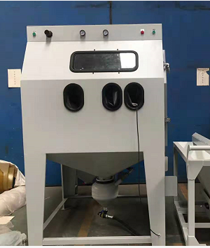 無錫迪砂非標定制三工位推車轉盤加壓式噴砂機！省時省力!操作簡單